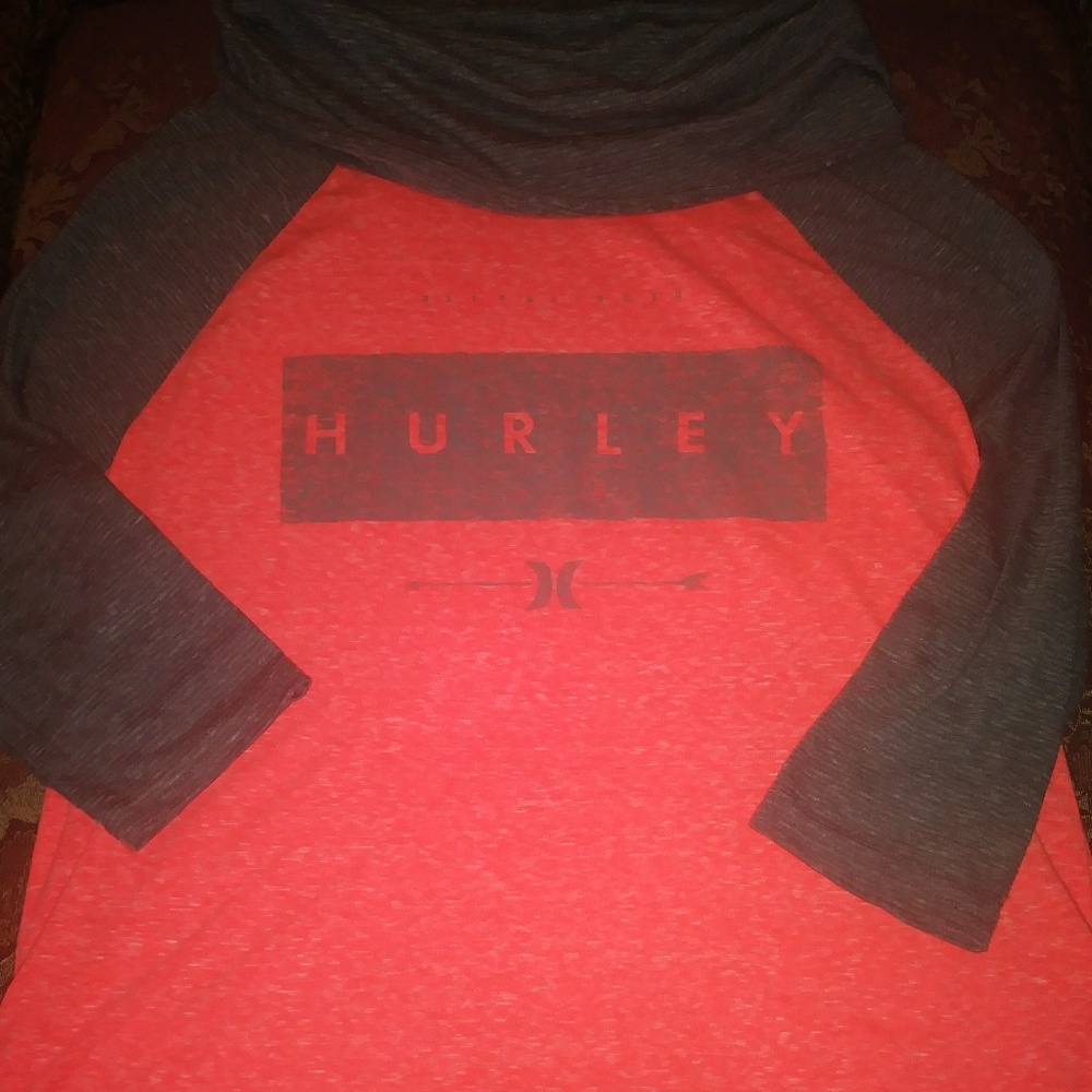 Hurley tee